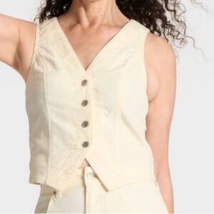 Corduroy Women’s Vest.     Cream. XS